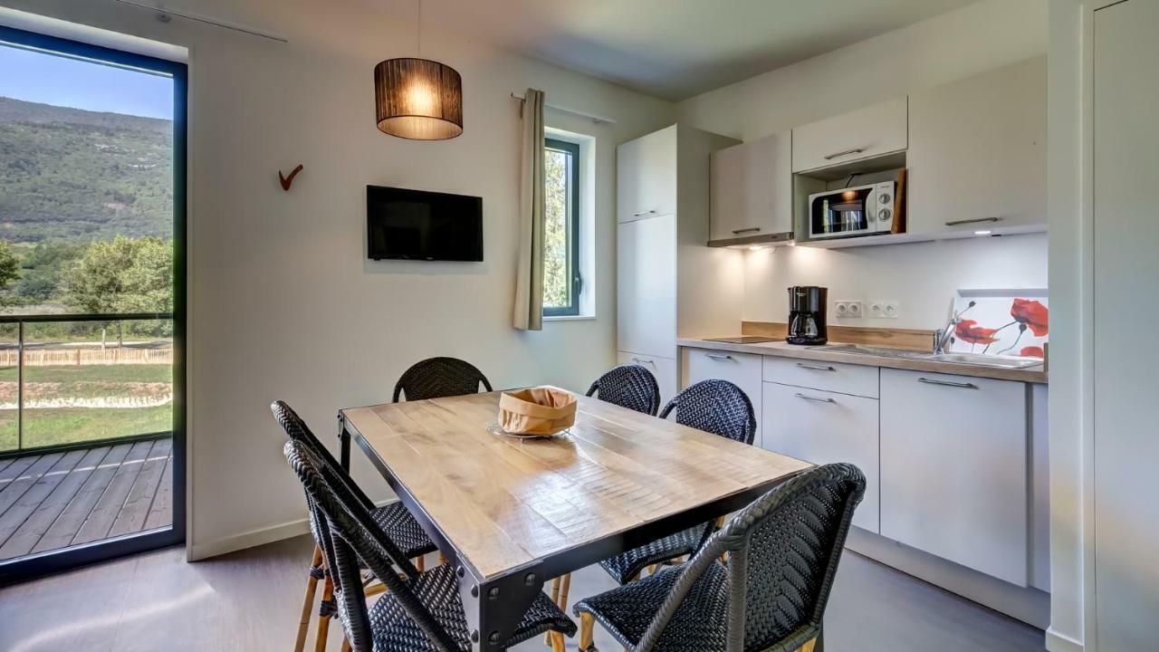 Vacanceole - Le Village Des Oiseaux Motz Exteriör bild