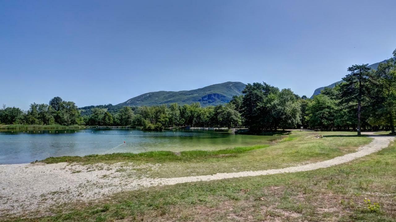 Vacanceole - Le Village Des Oiseaux Motz Exteriör bild